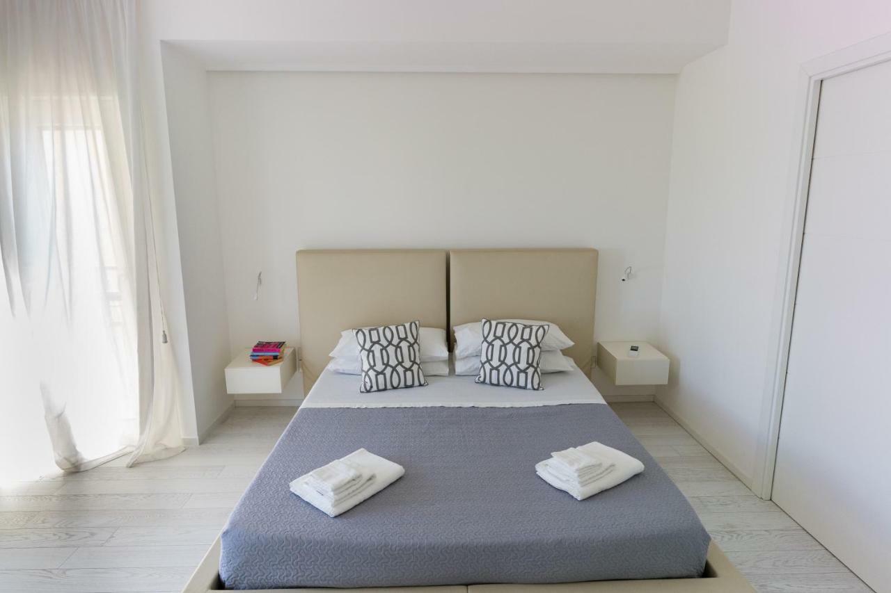 Santa Rosa luxury apartment 2 BEDROOMS 3 People free parking Trani Extérieur photo